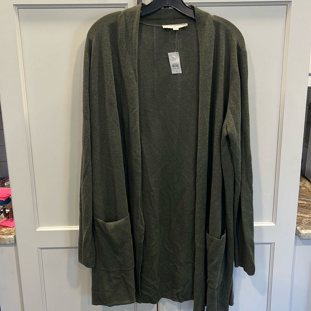 Olive green NWT light weight cardigan